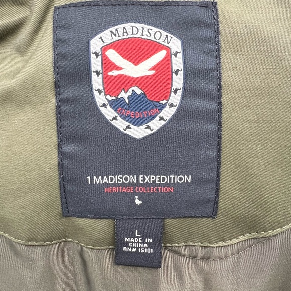 1 Madison Army Green Expedition Hooded Coat - EXCELLENT CONDITION - Large - Picture 8 of 10